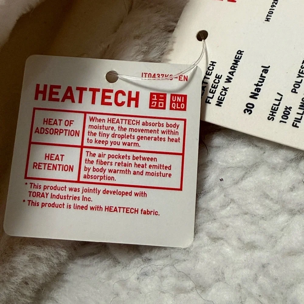 Uniqlo Kids HEATTECH Fleece Neck Warmer Snood Cream NWOT One Size
